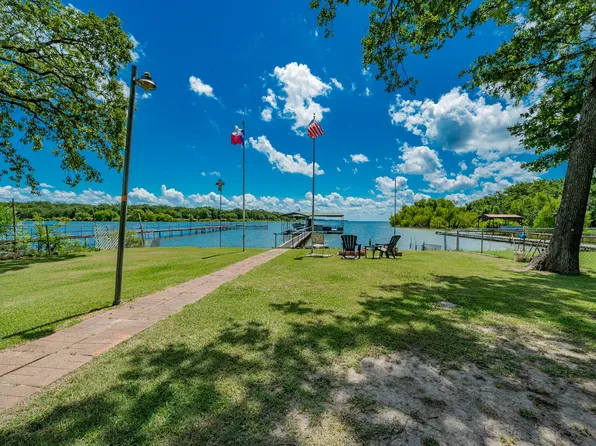 9592 Lakeland Loop, Quinlan, TX 75474
