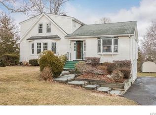 7 Crescent Pl, Monroe, NY 10950