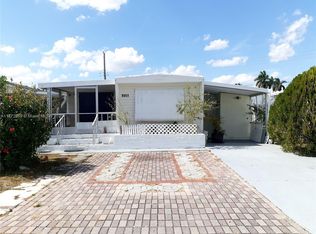 8551 SW 18th Pl, Fort Lauderdale, FL 33324