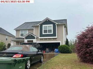 724 Glenville Lake Dr, Fuquay Varina, NC 27526