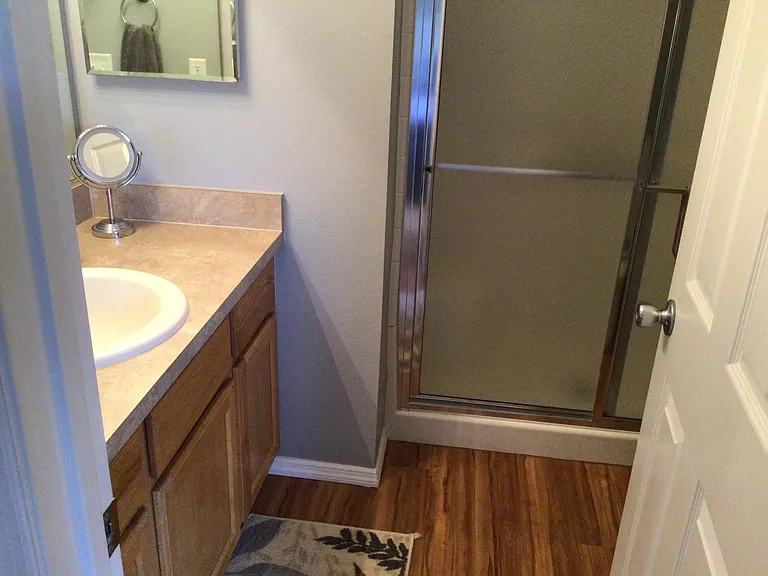 817 Swainwood Ct — Photo 6