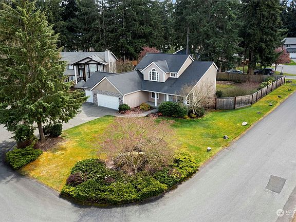 3rd image of 8706 173rd Street E