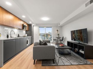 2419 Grant St #307, Vancouver, BC