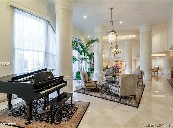 4th image of 3530 Mystic Pointe Dr APT 1512