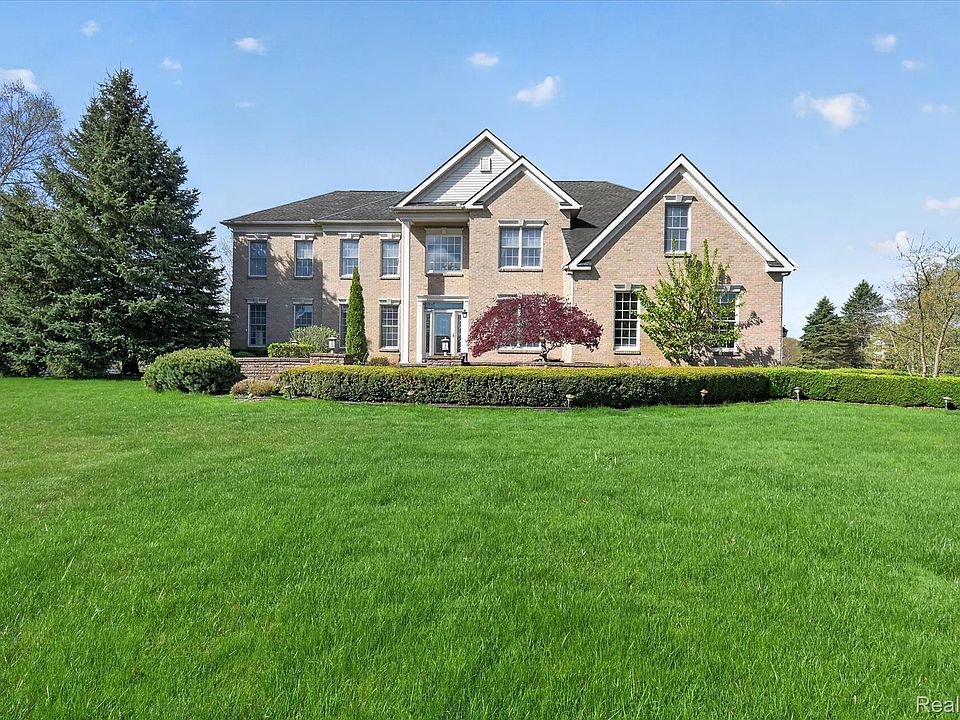 1st image of 1595 Boulder Lake Dr