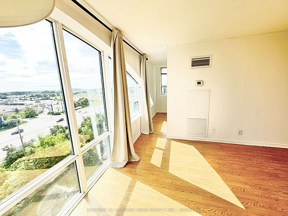4th image of 1665 Pickering Pkwy #815