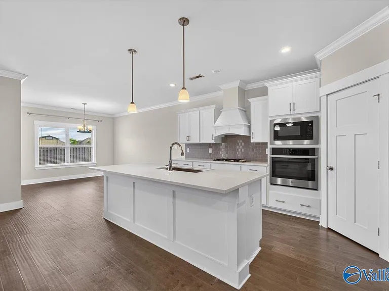 100 Bartram Way — Photo 22