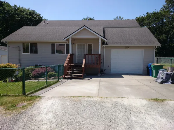 9041 36th Ave S, Seattle, WA 98118