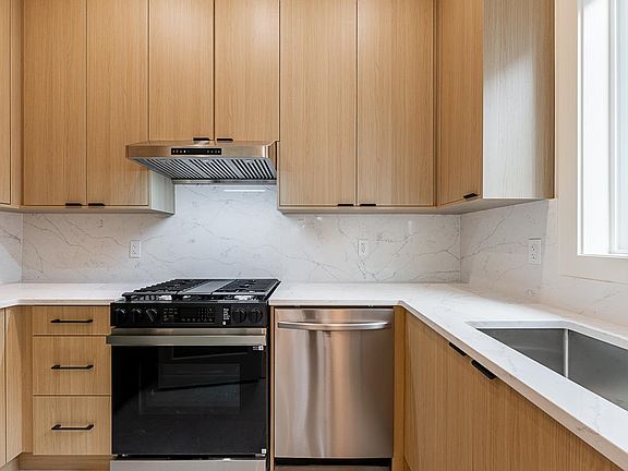 4th image of 6554 Charles St #2