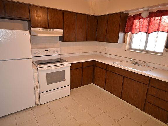 4th image of 1315 Sparhawk Ave #1315