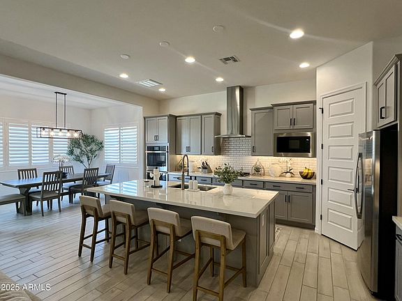 5th image of 19060 E CELTIC MANOR Drive