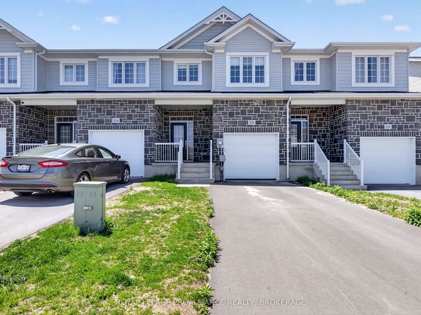 1536 Scarlet St, Kingston, ON K7K 0H6