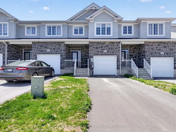 1536 Scarlet St, Kingston, ON K7K 0H6