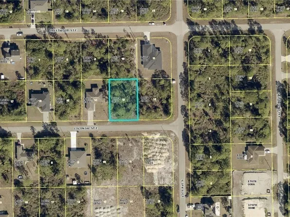 1125 Colonial St E, Lehigh Acres, FL 33974