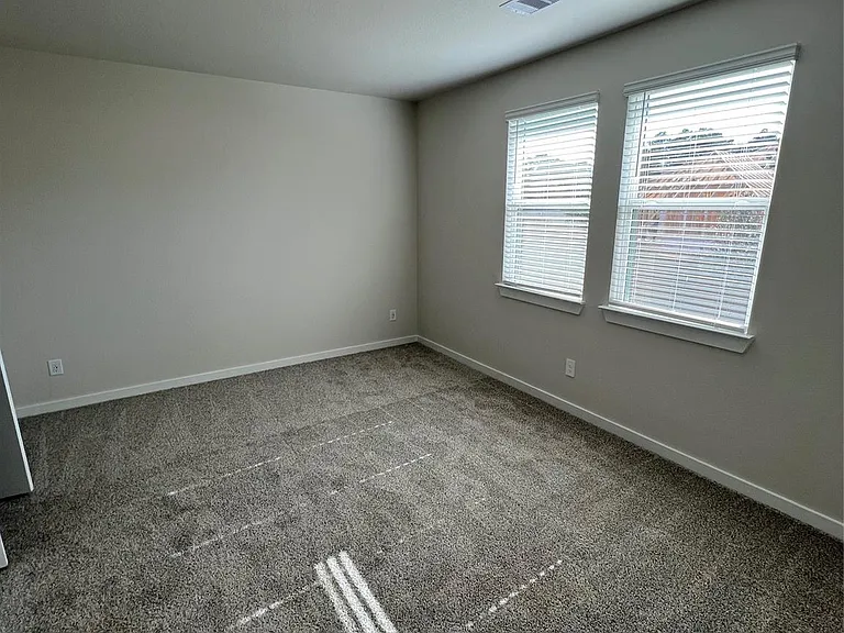 1709 Cayden Oak Ln — Photo 7