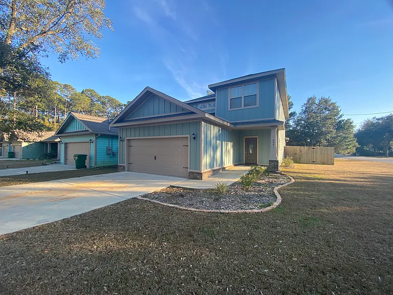 8461 Laredo St — Photo 2