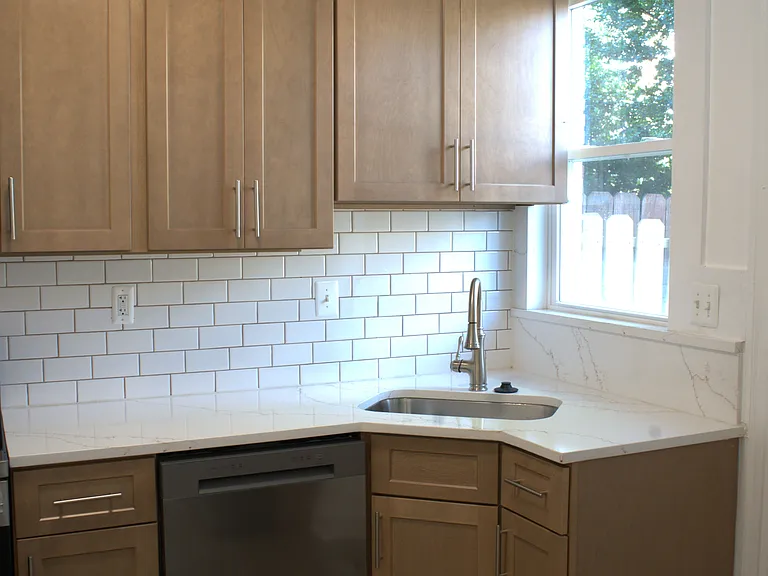 117 S Wickham Rd — Photo 38
