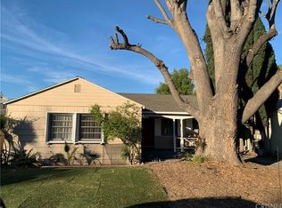 18329 Bassett St, Reseda, CA 91335