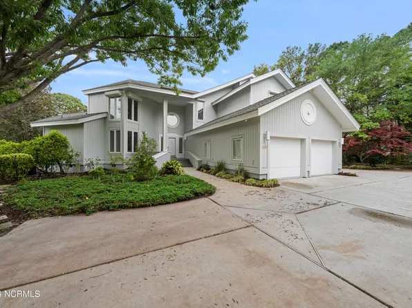 3307 Gordonia Circle SE, Southport, NC 28461