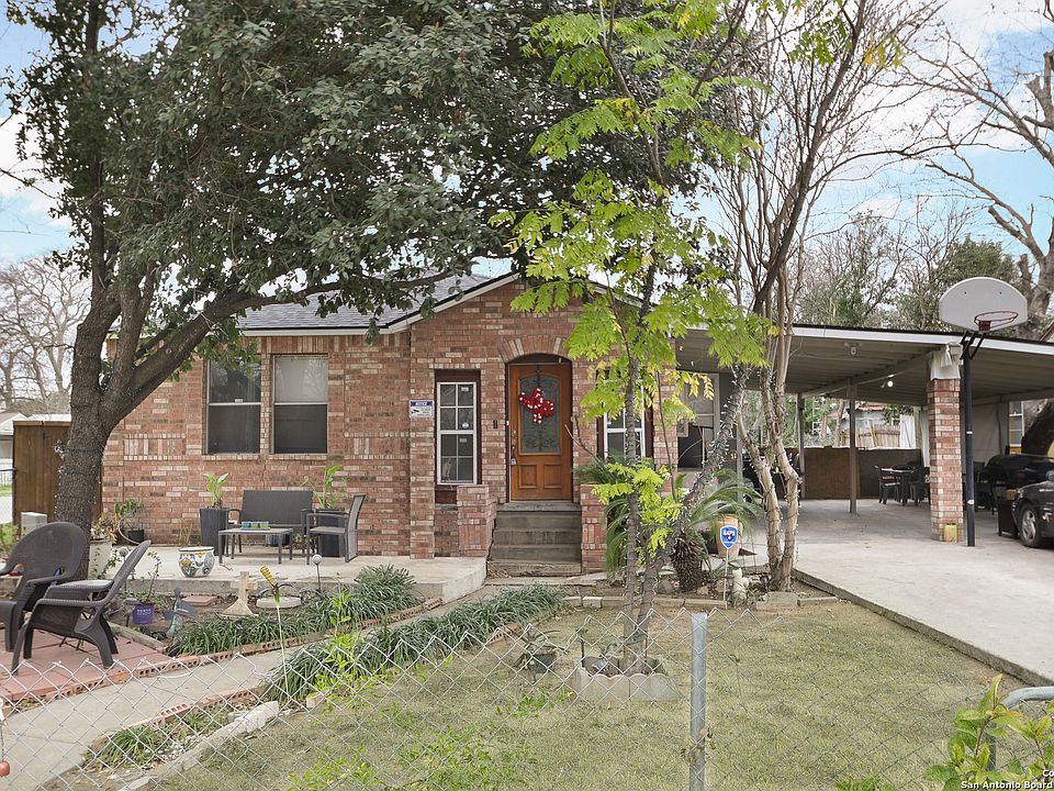1st image of 1051 ALEXANDER HAMILTON DR