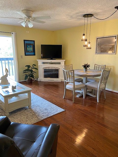 1st image of 200 Meres Blvd APT 27