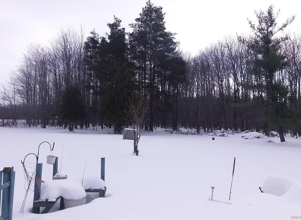 2nd image of 8887 Jennings Rd