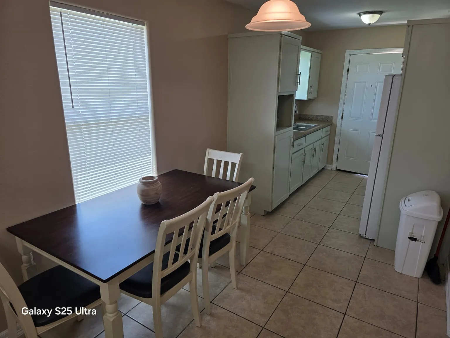 2 bed, 840 sqft, $1,100 — Photo 4