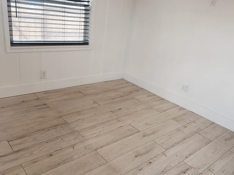 459 Field St — Photo 9