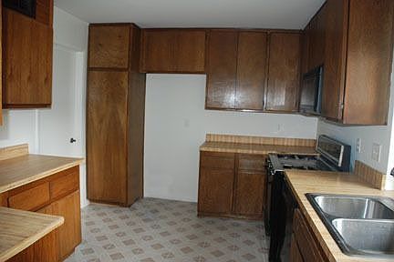 5th image of 1782 Aspen Village Way