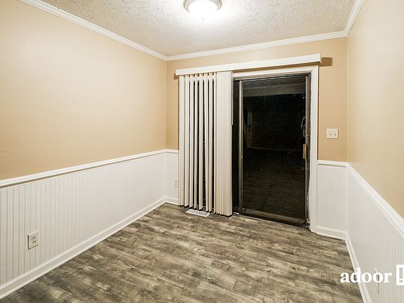 5th image of 315 Cindy Dr SE