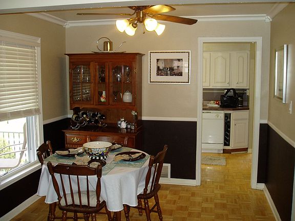 Chair rail and Crown Molding
