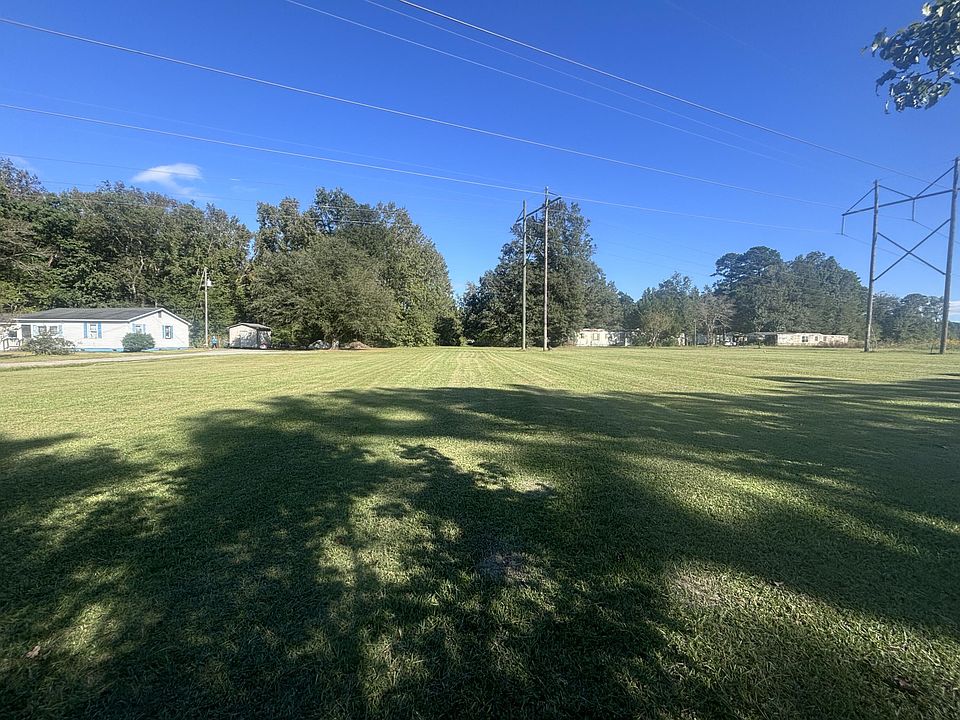 2nd image of 18 Kelly Rd