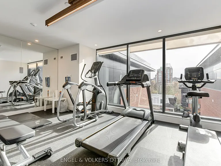 280 Crichton St #302 — Photo 22