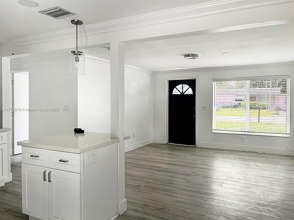 3rd image of 5709 Douglas St #1