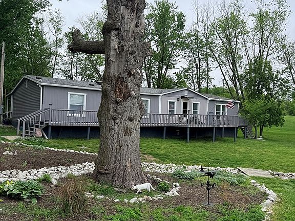 2nd image of 1117 County Road 2362