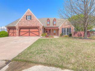 8945 N 138th East Ave, Owasso, OK 74055