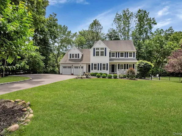 48 Southdown Road, Huntington, NY 11743
