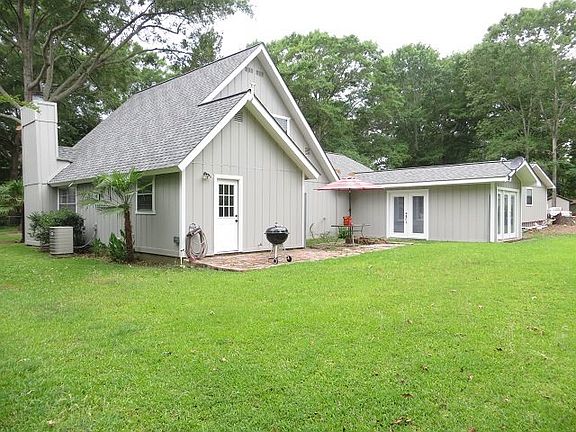 5th image of 183 Lakeside Dr