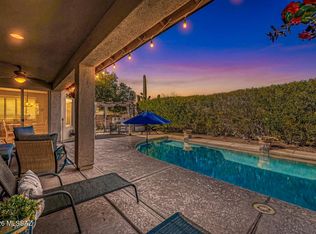 2445 E Sky Creek Dr, Green Valley, AZ 85614