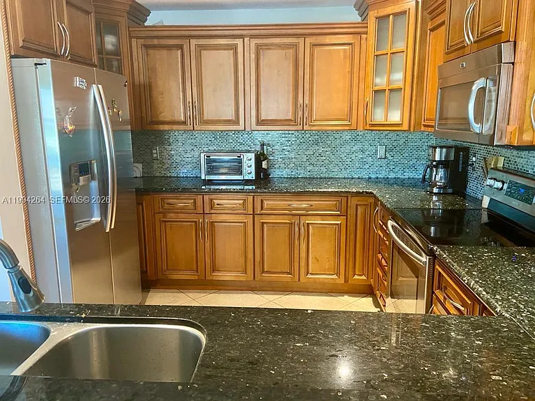 4046 Eastridge Dr — Photo 16