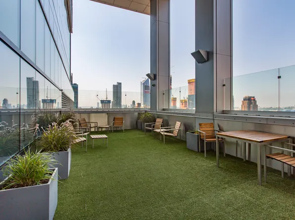 350 West 42nd Street image 16 of 17