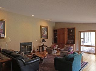 2150 Cottage Ln, Cedar Rapids, IA 52403