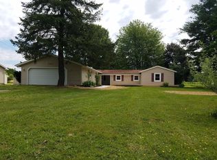 3885 Lippincott Rd, Lapeer, MI 48446