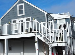 7 W Delaware Ave, Brant Beach, NJ 08008