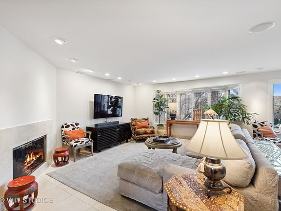 4th image of 150 W Eugenie St APT 28