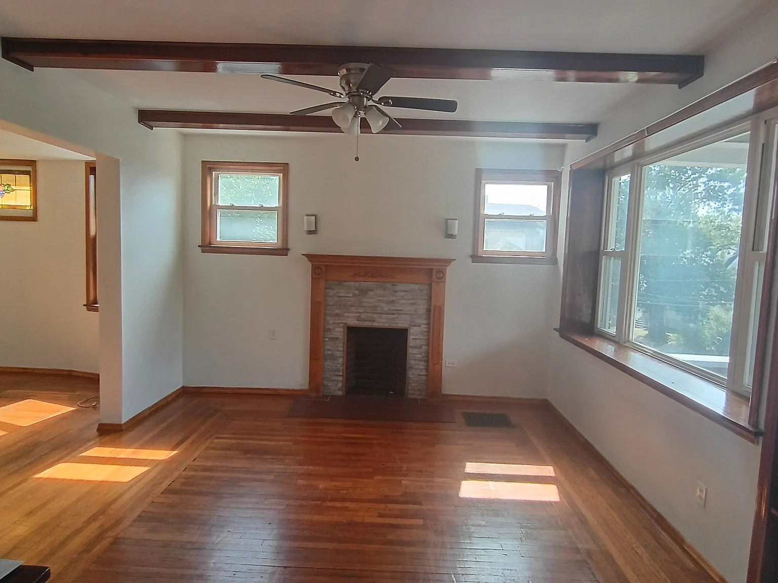 422 Purcell Avenue - 1 — Photo 4