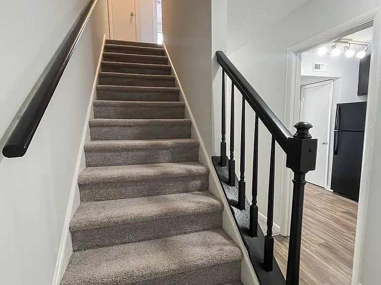 Brynn Marr Village — Photo 30