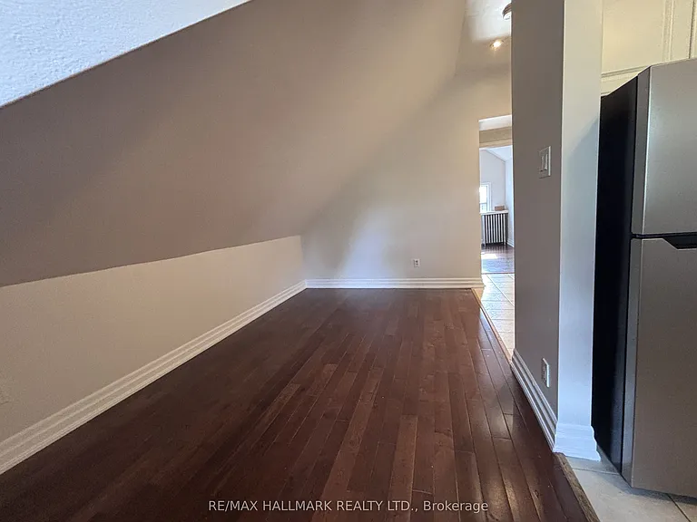 27 Delaware Ave #LOFT — Photo 5