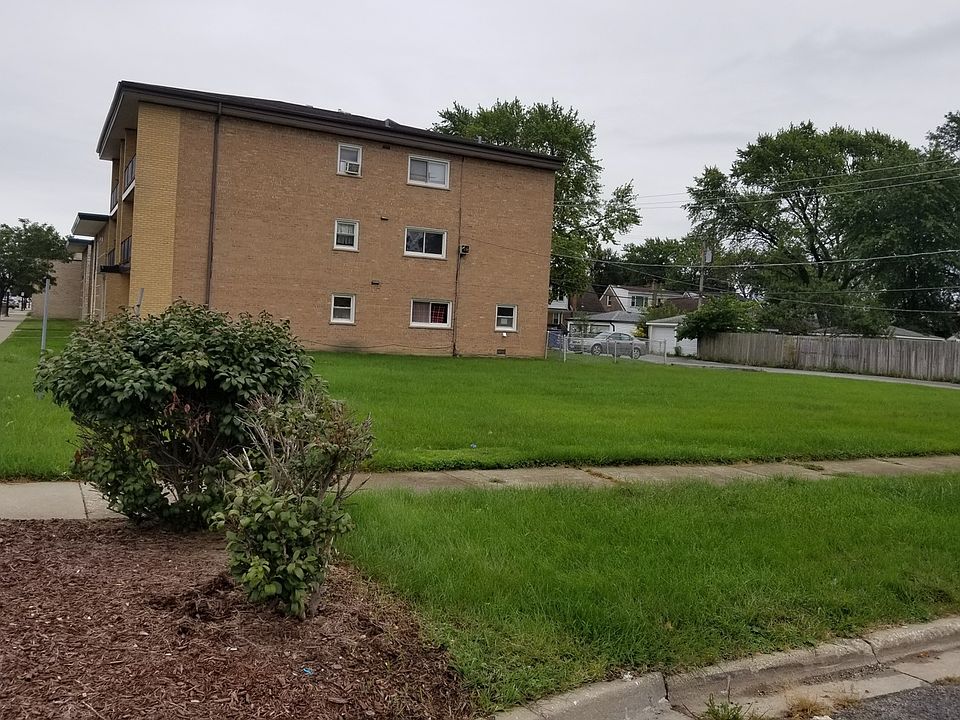 2nd image of 3109 W 87th St N