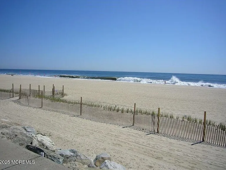 1201 Ocean Ave #72 — Photo 12
